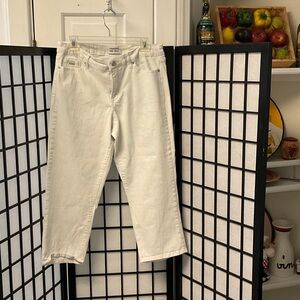 White Denim Jeans. Women’s